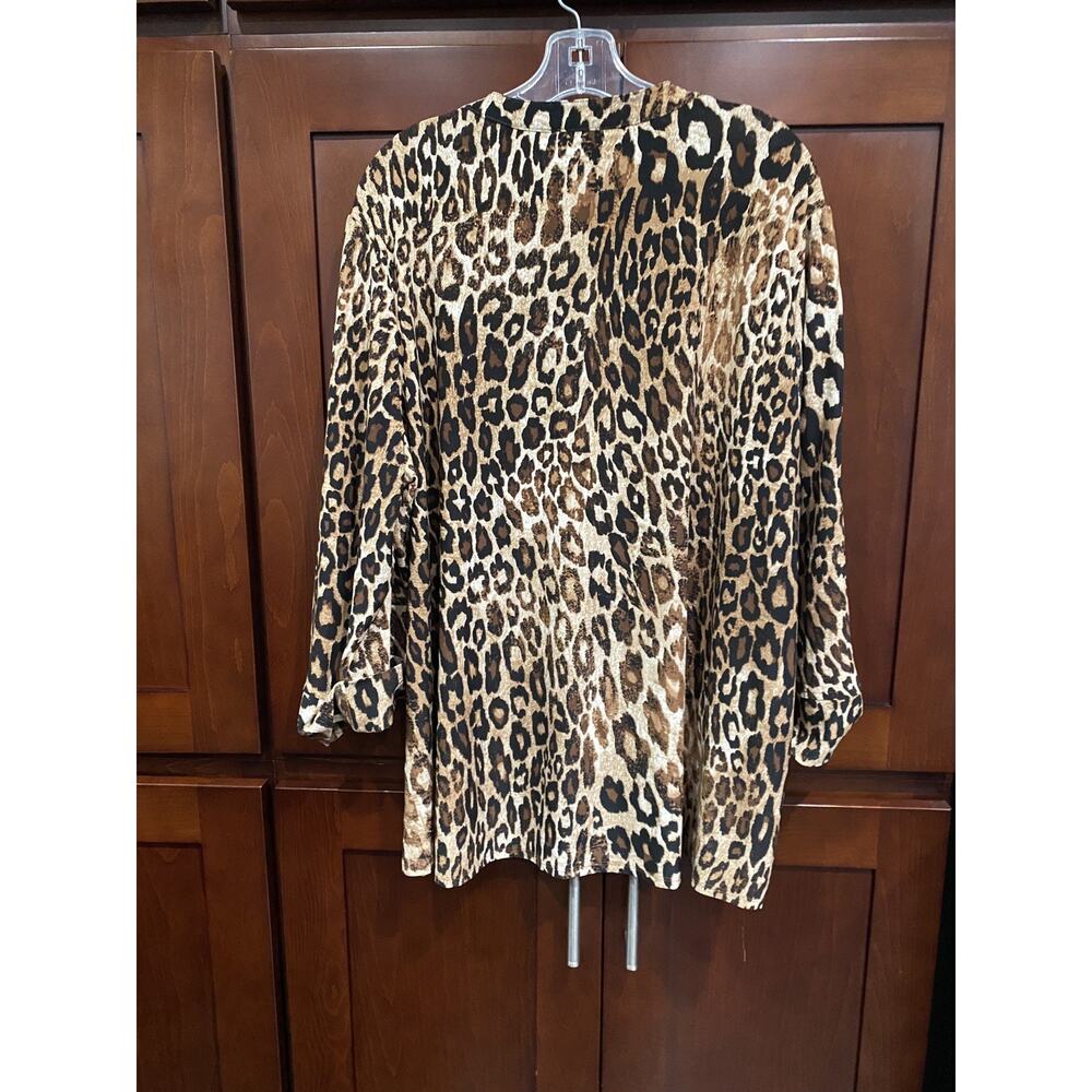 Ava & Grace Womens 3X Leopard Print Tunic Top Roll Tab Sleeve Stretch! - Picture 4 of 13